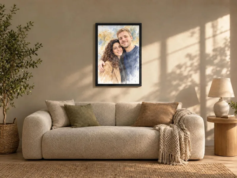 Koppelportret in aquarel op canvas in een zwarte baklijst, boven de bank